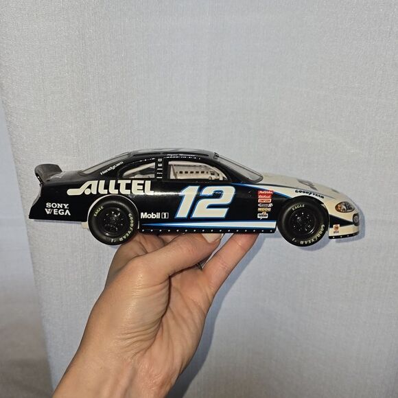 Ryan Newman 12 Alltel Dodge Intrepid Car - Picture 2 of 2